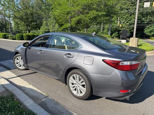 Nebula Gray Pearl 2014 Lexus ES 350 Base