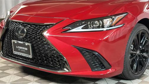 2023 Lexus ES 300h Base