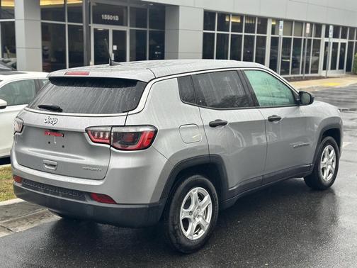 2022 Jeep Compass Sport
