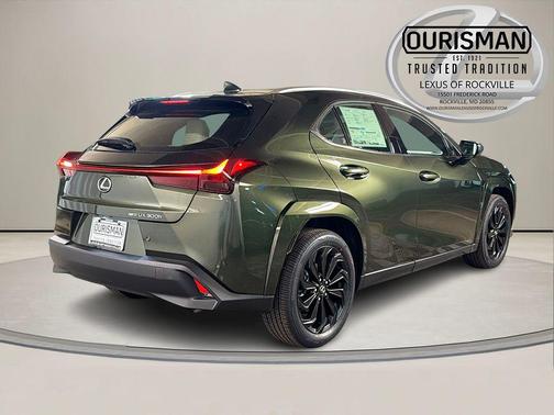 Nori Green Pearl 2026 Lexus UX 300h Premium
