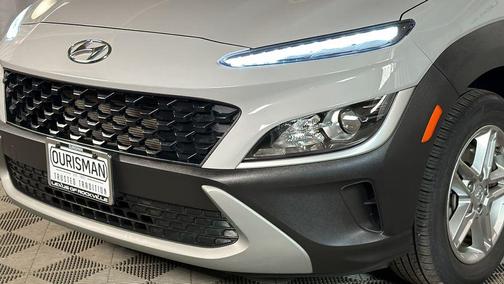 2022 Hyundai KONA SE