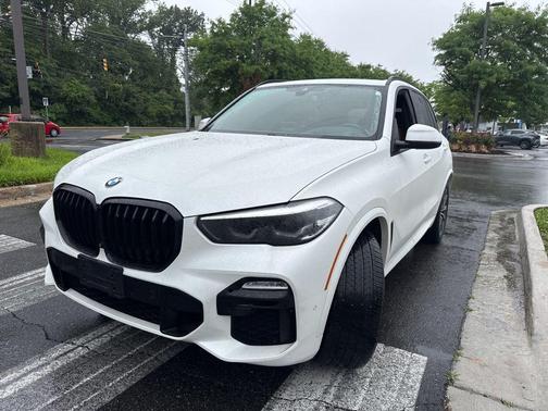Mineral White Metallic 2021 BMW X5 xDrive40i