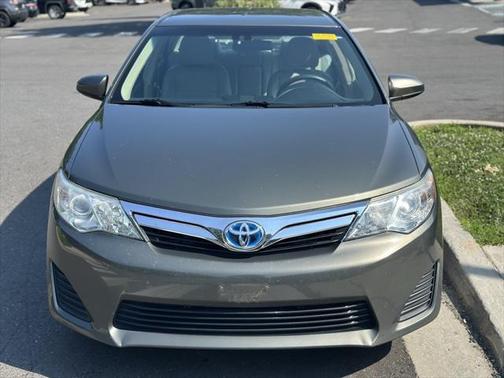 2014 Toyota Camry Hybrid LE