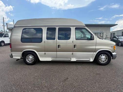 1999 Ford E150 Cargo