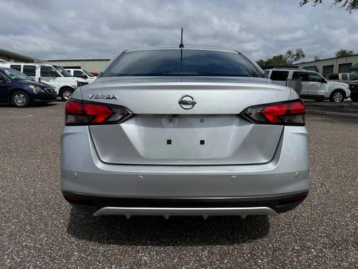 2020 Nissan Versa 1.6 S