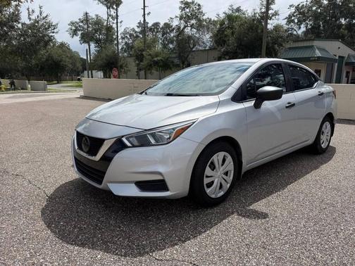 2020 Nissan Versa 1.6 S