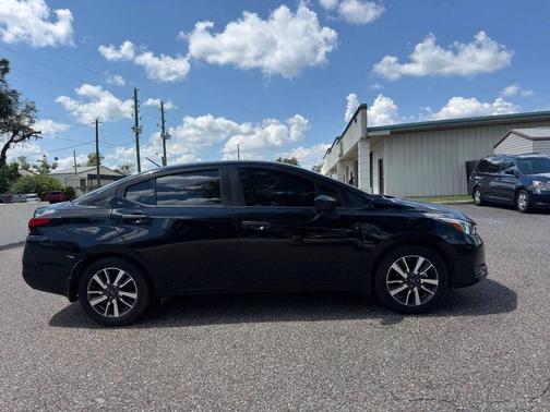 2024 Nissan Versa 1.6 S