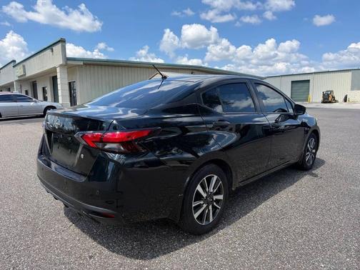 2024 Nissan Versa 1.6 S