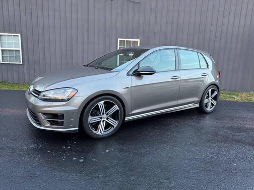 2016 Volkswagen Golf R 2.0T DSG