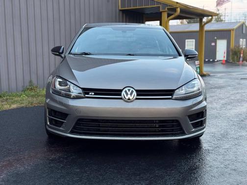 2016 Volkswagen Golf R 2.0T DSG