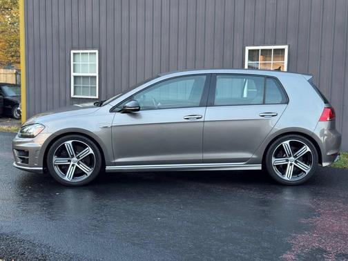 2016 Volkswagen Golf R 2.0T DSG