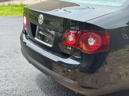 2009 Volkswagen Jetta 2.5 SE SportWagen