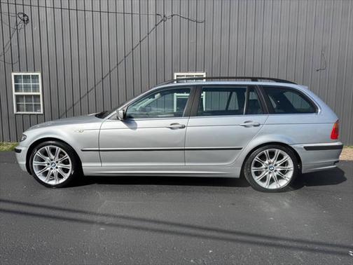 2003 BMW 325 325i 4dr Sport Wagon