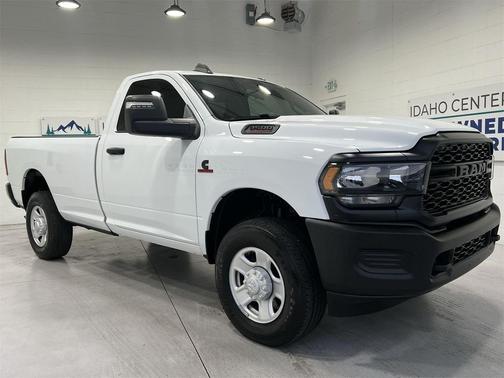 2024 RAM 3500 Tradesman Regular Cab 4x4 8' Box