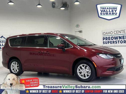 2023 Chrysler Voyager LX