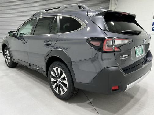 2025 Subaru Outback Limited XT