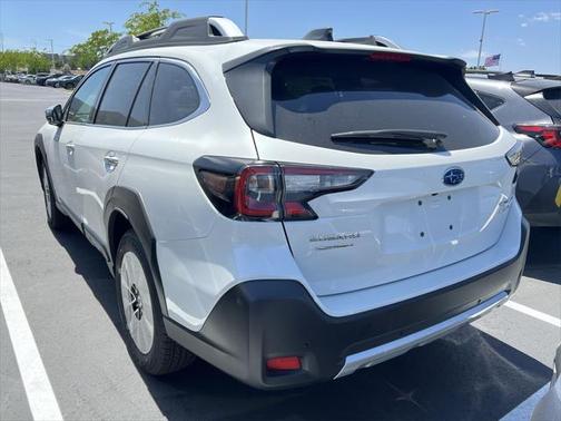 2025 Subaru Outback Touring