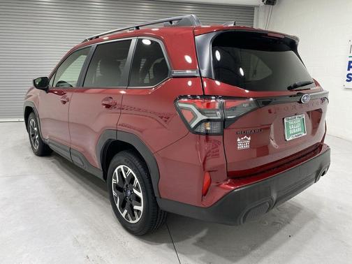 Crimson Red Pearl 2025 Subaru Forester Premium