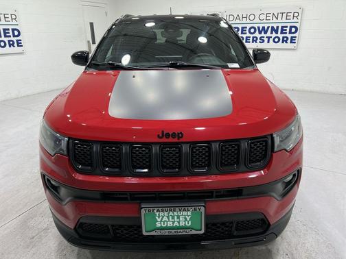 Redline Pearlcoat 2023 Jeep Compass Latitude
