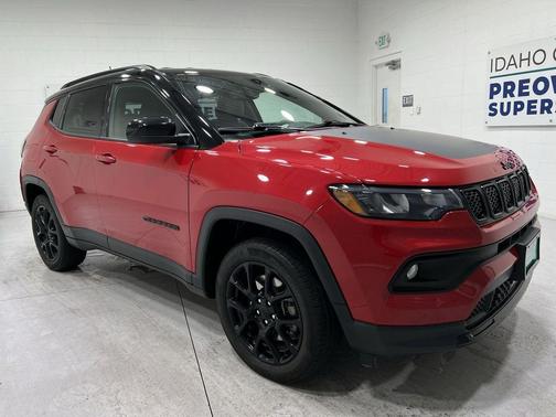 Redline Pearlcoat 2023 Jeep Compass Latitude