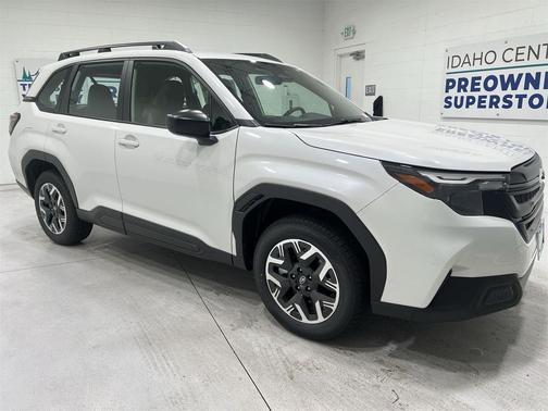 2025 Subaru Forester Base