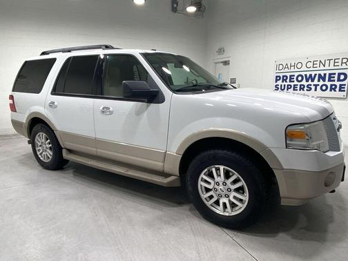White 2010 Ford Expedition Eddie Bauer