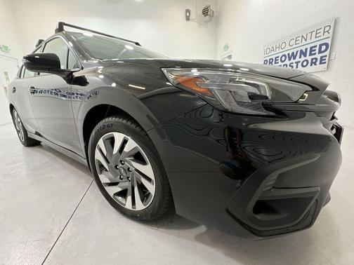 Crystal Black Silica 2023 Subaru Legacy Limited