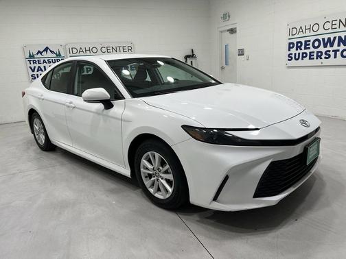 Ice Cap 2025 Toyota Camry LE