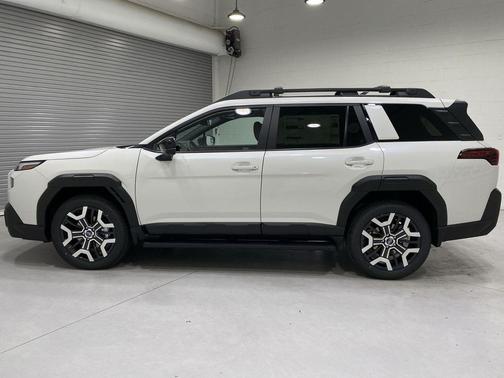 Crystal White Pearl 2026 Subaru Outback Touring XT