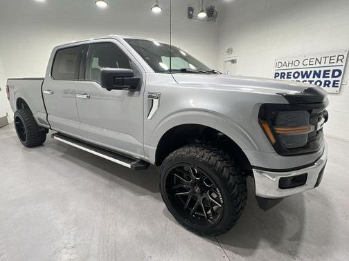ICONIC SILVER METALLIC 2024 Ford F-150 XLT