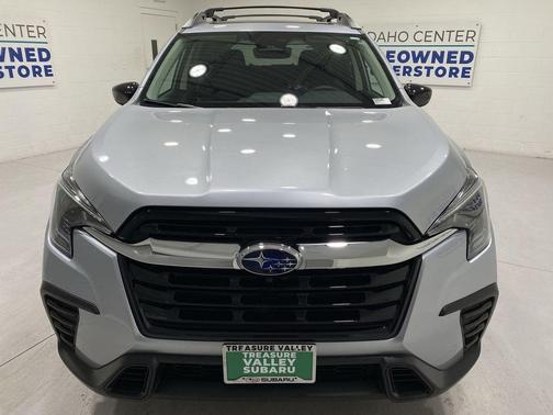 Ice Silver Metallic 2026 Subaru Ascent Limited 7-Passenger