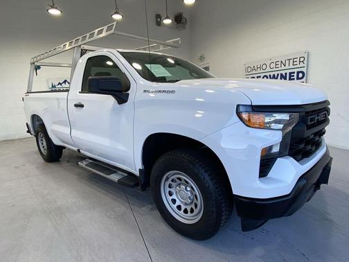 Summit White 2022 Chevrolet Silverado 1500 WT