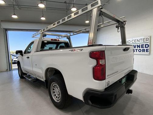 Summit White 2022 Chevrolet Silverado 1500 WT