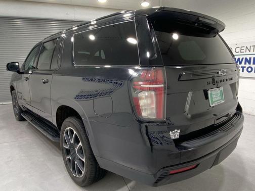 Black 2024 Chevrolet Suburban RST
