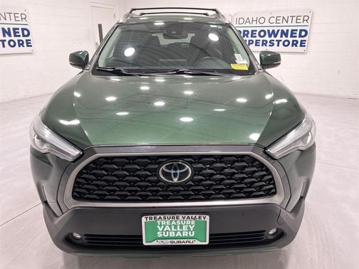 2022 Toyota Corolla Cross XLE