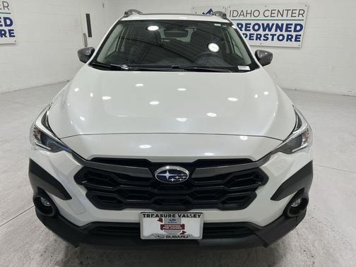 Crystal White Pearl 2025 Subaru Crosstrek Premium