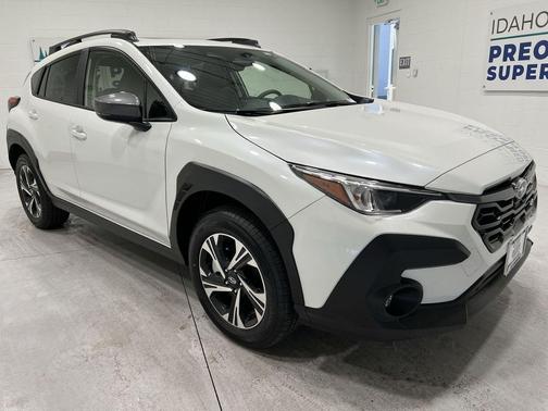 Crystal White Pearl 2025 Subaru Crosstrek Premium