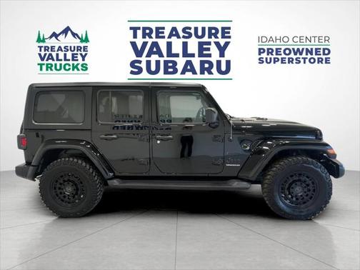 2023 Jeep Wrangler 4-Door Sahara