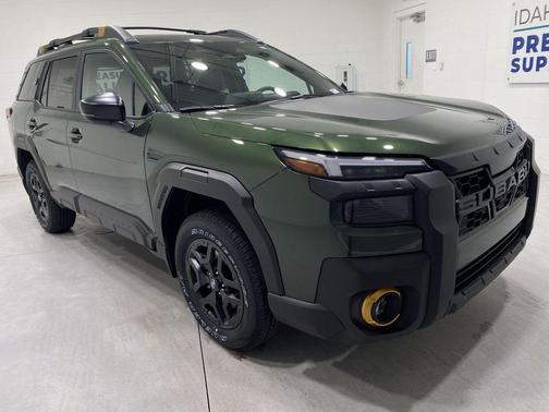 Deep Emerald Green Pearl 2026 Subaru Outback Wilderness