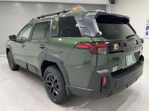 Deep Emerald Green Pearl 2026 Subaru Outback Wilderness