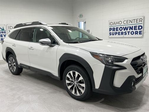 2025 Subaru Outback Touring