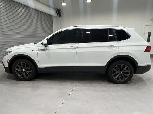2024 Volkswagen Tiguan 2.0T SE 4MOTION
