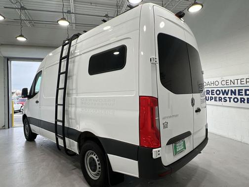 2022 Mercedes-Benz Sprinter 2500 Standard Roof