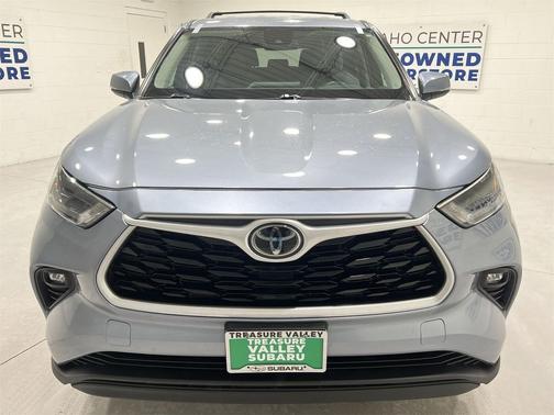 2021 Toyota Highlander LE