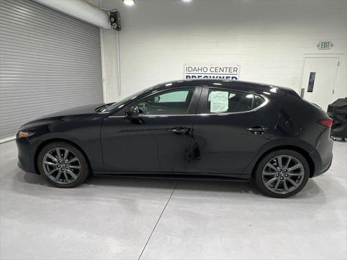 2023 Mazda Mazda3 FWD w/Preferred Package