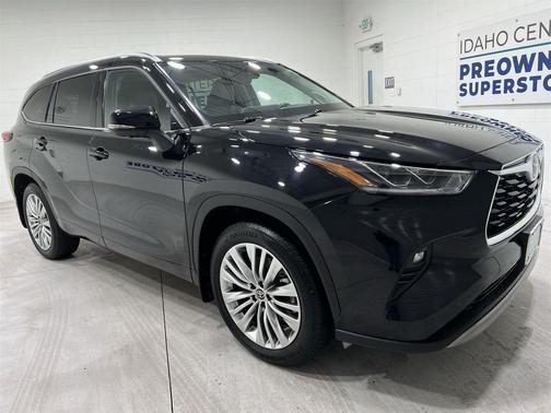 2023 Toyota Highlander Platinum