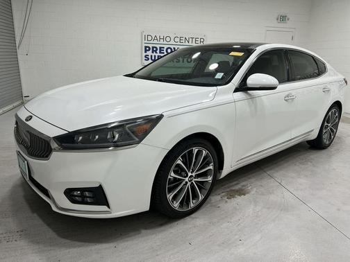 2019 Kia Cadenza Technology
