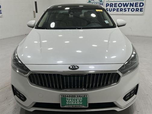 2019 Kia Cadenza Technology