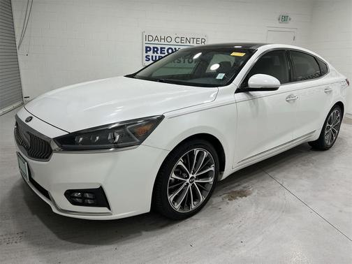2019 Kia Cadenza Technology