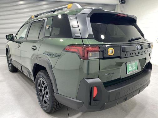 Deep Emerald Green Pearl 2026 Subaru Outback Wilderness